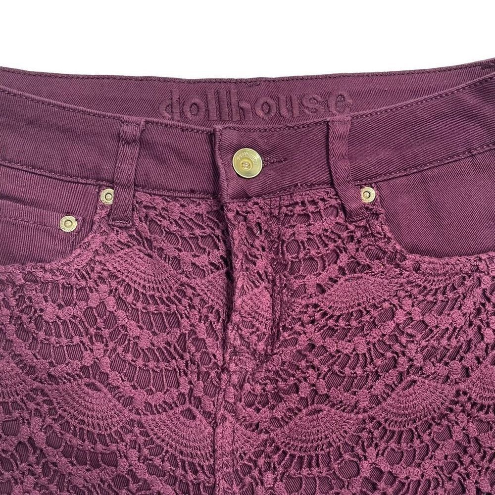 Dollhouse Burgundy Lace Front Shorts Women's Size 6 - Picture 2 of 7